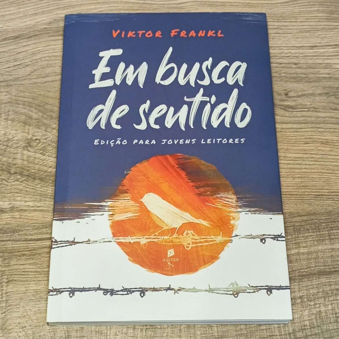 Livro Em busca de sentido de Viktor Frankl